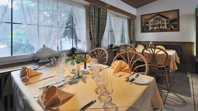 <b>Hotel LINDE Stettlen Restaurant</b>. Images powered by <a href="https://www.leonardoworldwide.com/" title="Leonardo Worldwide" target="_blank">Leonardo</a>.