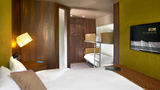 <b>Bloc Hotel Gatwick Airport Room</b>. Images powered by <a href="https://www.leonardoworldwide.com/" title="Leonardo Worldwide" target="_blank">Leonardo</a>.