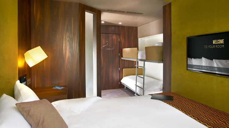 Bloc Hotel Gatwick Airport Room