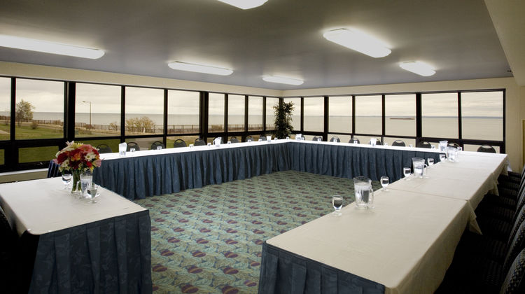 Edgewater Hotel & Waterpark Meeting