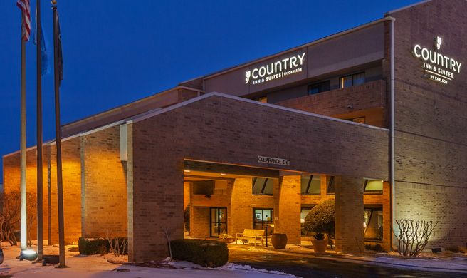 Tulsa Square Hotel Central, I-44 By OYO Exterior