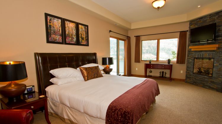 Columbia Cliff Villas Hotel Room