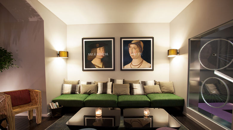 <b>Internacional Design Hotel Lobby</b>. Images powered by <a href="https://www.leonardoworldwide.com/" title="Leonardo Worldwide" target="_blank">Leonardo</a>.