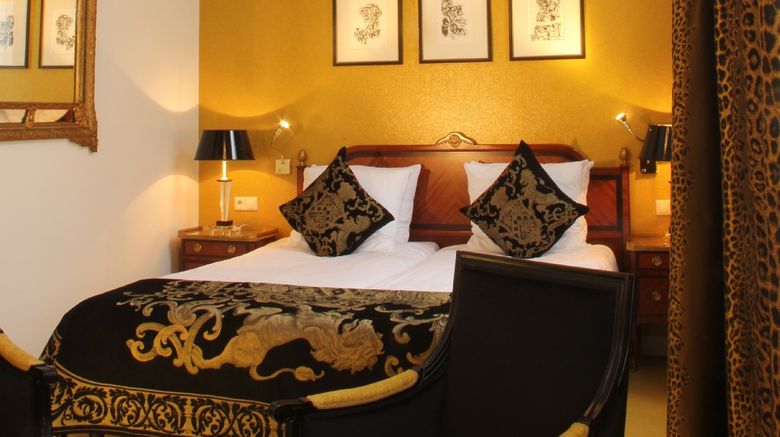 <b>Ambassade Hotel Room</b>. Images powered by <a href="https://www.leonardoworldwide.com/" title="Leonardo Worldwide" target="_blank">Leonardo</a>.