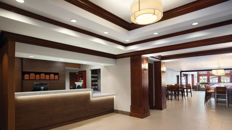 <b>CLT Sky Suites Lobby</b>. Images powered by <a href="https://www.leonardoworldwide.com/" title="Leonardo Worldwide" target="_blank">Leonardo</a>.