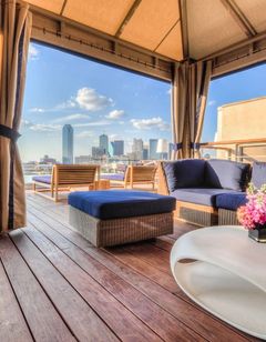 Canvas Hotel Dallas