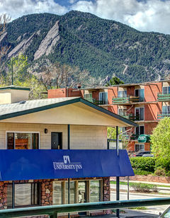 Boulder University Inn
