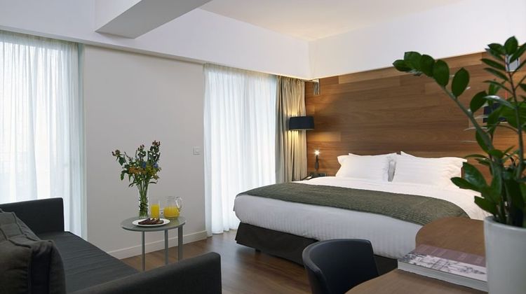 Samaria Hotel Room