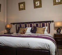 Clarence Court Hotel Room