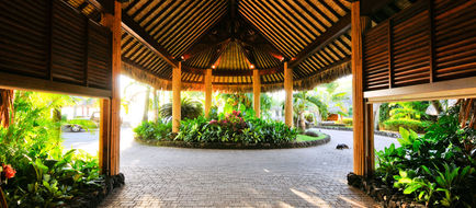 InterContinental Le Moana Resort Exterior