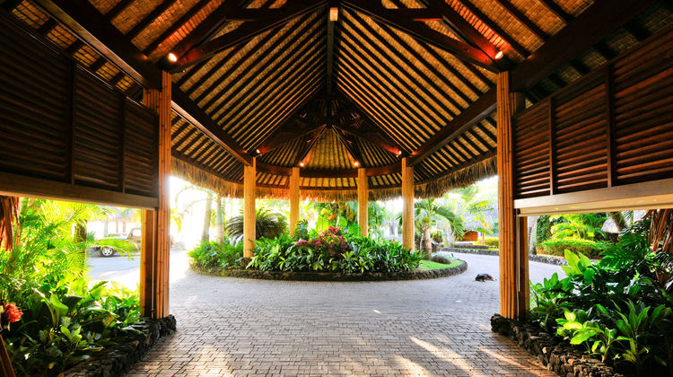 InterContinental Le Moana Resort Exterior