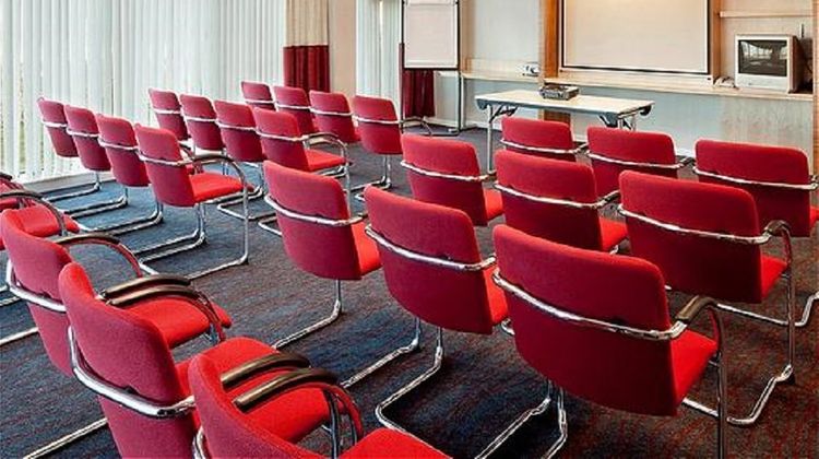 Holiday Inn Express Doncaster Meeting