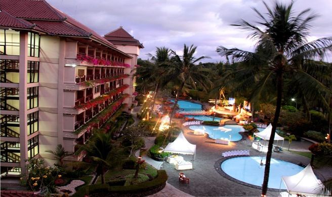 Jayakarta Yogyakarta Hotel & Spa Exterior