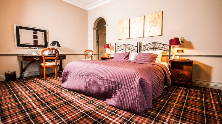 Peterstone Court Hotel Room