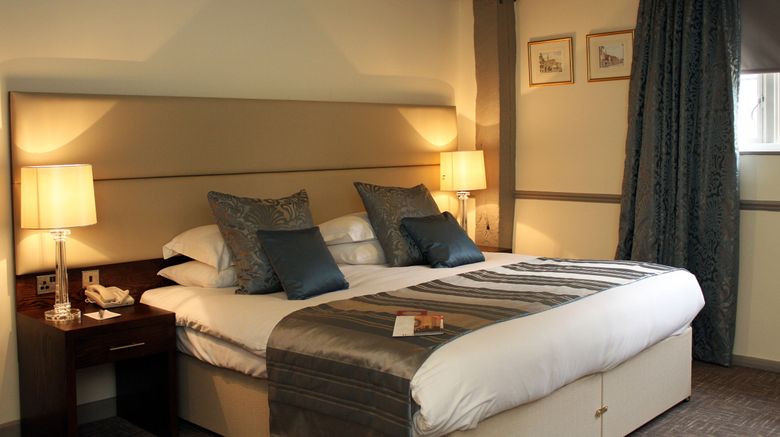 <b>The Legacy Rose and Crown Hotel Suite</b>. Images powered by <a href="https://www.leonardoworldwide.com/" title="Leonardo Worldwide" target="_blank">Leonardo</a>.