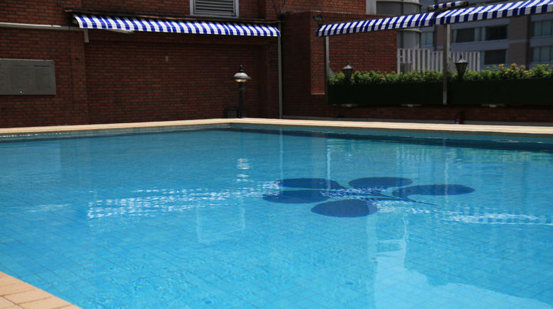 <b>Hotel Royal Nikko Taipei Pool</b>. Images powered by <a href="https://www.leonardoworldwide.com/" title="Leonardo Worldwide" target="_blank">Leonardo</a>.