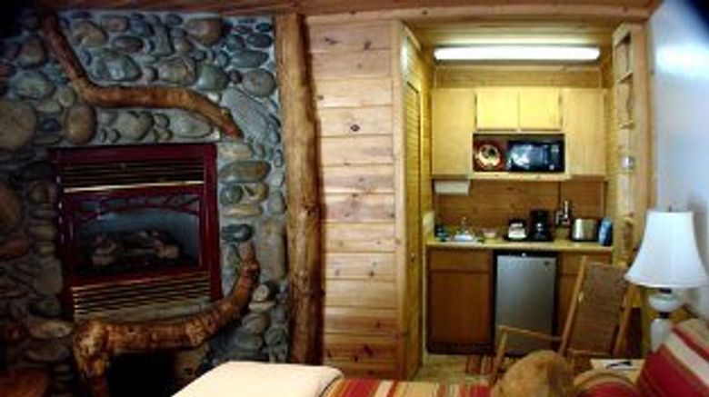 <b>Heavenly Valley Lodge Suite</b>. Images powered by <a href="https://www.leonardoworldwide.com/" title="Leonardo Worldwide" target="_blank">Leonardo</a>.