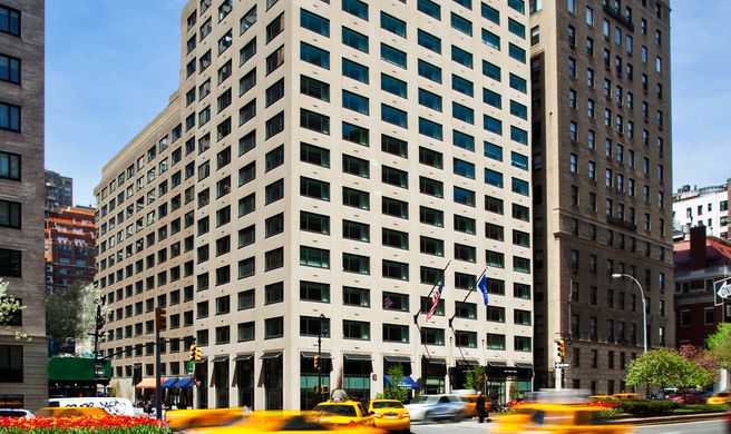 Loews Regency New York Exterior