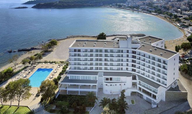 Lucy Hotel Exterior
