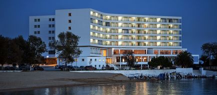 Lucy Hotel Exterior