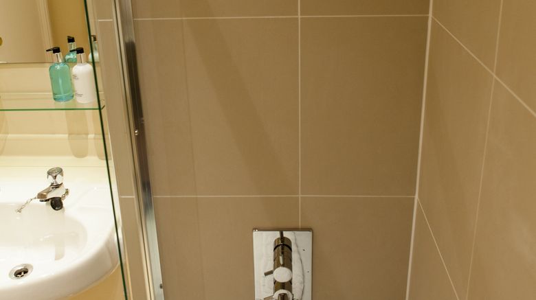 <b>Red Lion Inn Todwick Room</b>. Images powered by <a href="https://www.leonardoworldwide.com/" title="Leonardo Worldwide" target="_blank">Leonardo</a>.