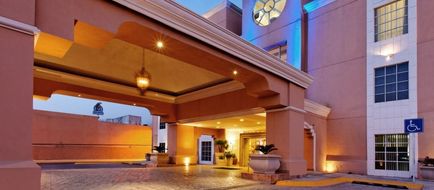 Holiday Inn Express Tecnologico Exterior