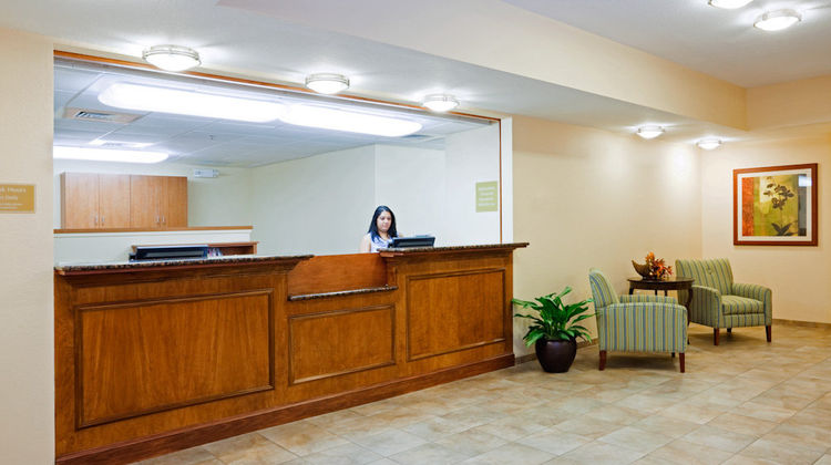Candlewood Suites New Bern Lobby