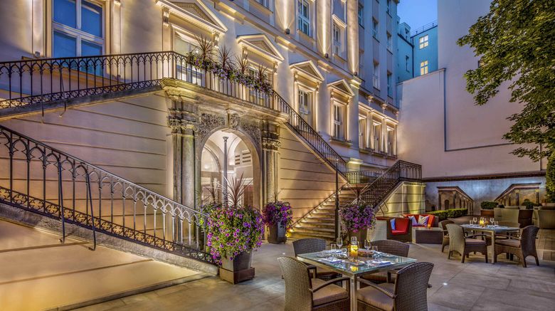 <b>The Grand Mark Prague Restaurant</b>. Images powered by <a href="https://www.leonardoworldwide.com/" title="Leonardo Worldwide" target="_blank">Leonardo</a>.