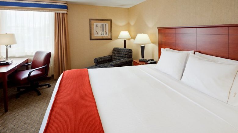<b>Holiday Inn Express Room</b>. Images powered by <a href="https://www.leonardoworldwide.com/" title="Leonardo Worldwide" target="_blank">Leonardo</a>.