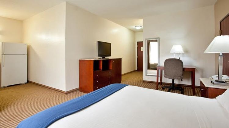 Holiday Inn Express Room