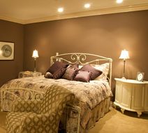 Sweet Dreams Luxury Inn Room