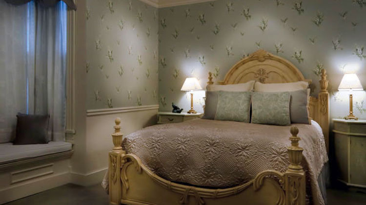 The Winchester Inn Room