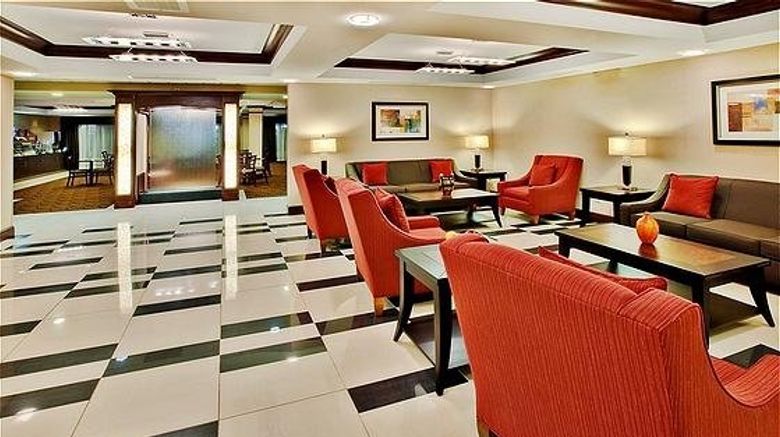 <b>Holiday Inn Express Hotel & Suites Lobby</b>. Images powered by <a href="https://www.leonardoworldwide.com/" title="Leonardo Worldwide" target="_blank">Leonardo</a>.