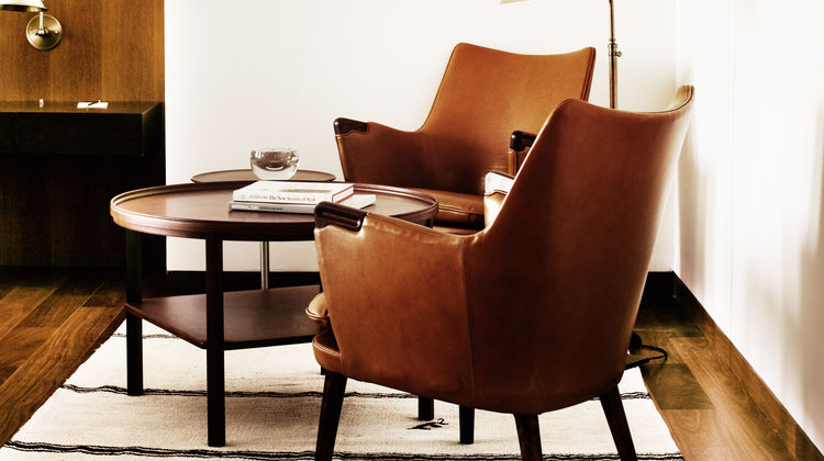 Square Nine Hotel Belgrade Suite