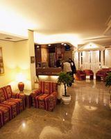 Augustus Hotel