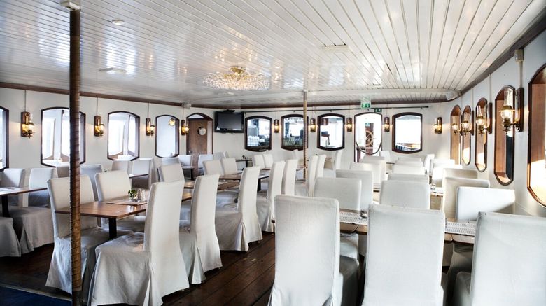 <b>Malardrottningen Yacht Hotel Restaurant</b>. Images powered by <a href="https://www.leonardoworldwide.com/" title="Leonardo Worldwide" target="_blank">Leonardo</a>.