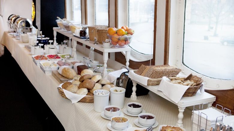 <b>Malardrottningen Yacht Hotel Restaurant</b>. Images powered by <a href="https://www.leonardoworldwide.com/" title="Leonardo Worldwide" target="_blank">Leonardo</a>.