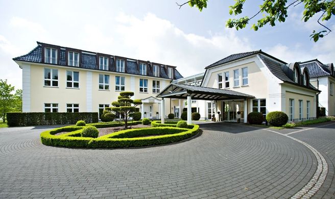 Hotel Sonne Exterior