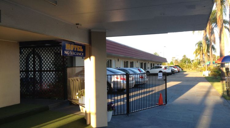 Main Street Motel Exterior