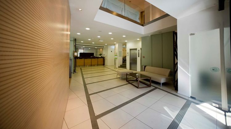 Athinais Hotel Lobby