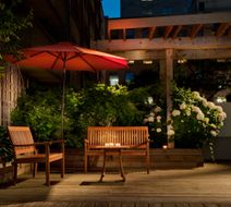 Holiday Inn Toronto Downtown Centre Lobby