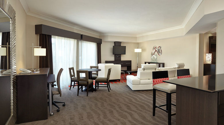 <b>Holiday Inn Expres/Suites Downtown Suite</b>. Images powered by <a href="https://www.leonardoworldwide.com/" title="Leonardo Worldwide" target="_blank">Leonardo</a>.