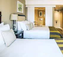 Hemingways Hotel Room
