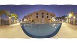 <b>Holiday Inn Express Pool</b>. Virtual Tours powered by <a href="https://www.leonardoworldwide.com/" title="Leonardo Worldwide" target="_blank">Leonardo</a>.