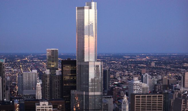 Trump Chicago Exterior