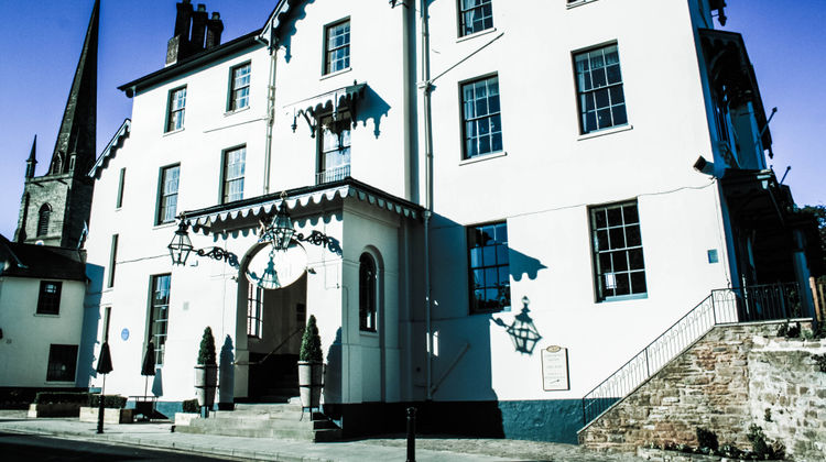 Royal Hotel Ross on Wye Exterior