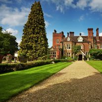 Alexander House & Utopia Spa