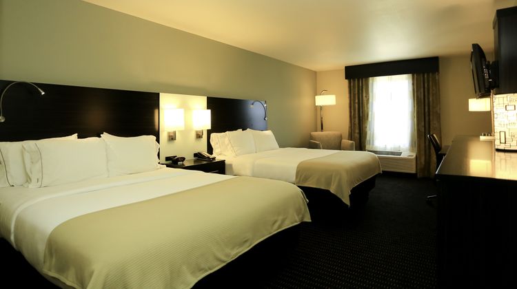 Holiday Inn Express Suites Marion Room