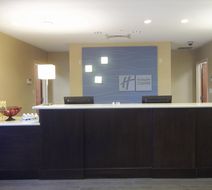 Holiday Inn Express Lobby