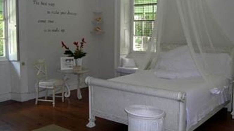 <b>Sweetfield Manor Historic Inn & B&B Room</b>. Images powered by <a href="https://www.leonardoworldwide.com/" title="Leonardo Worldwide" target="_blank">Leonardo</a>.